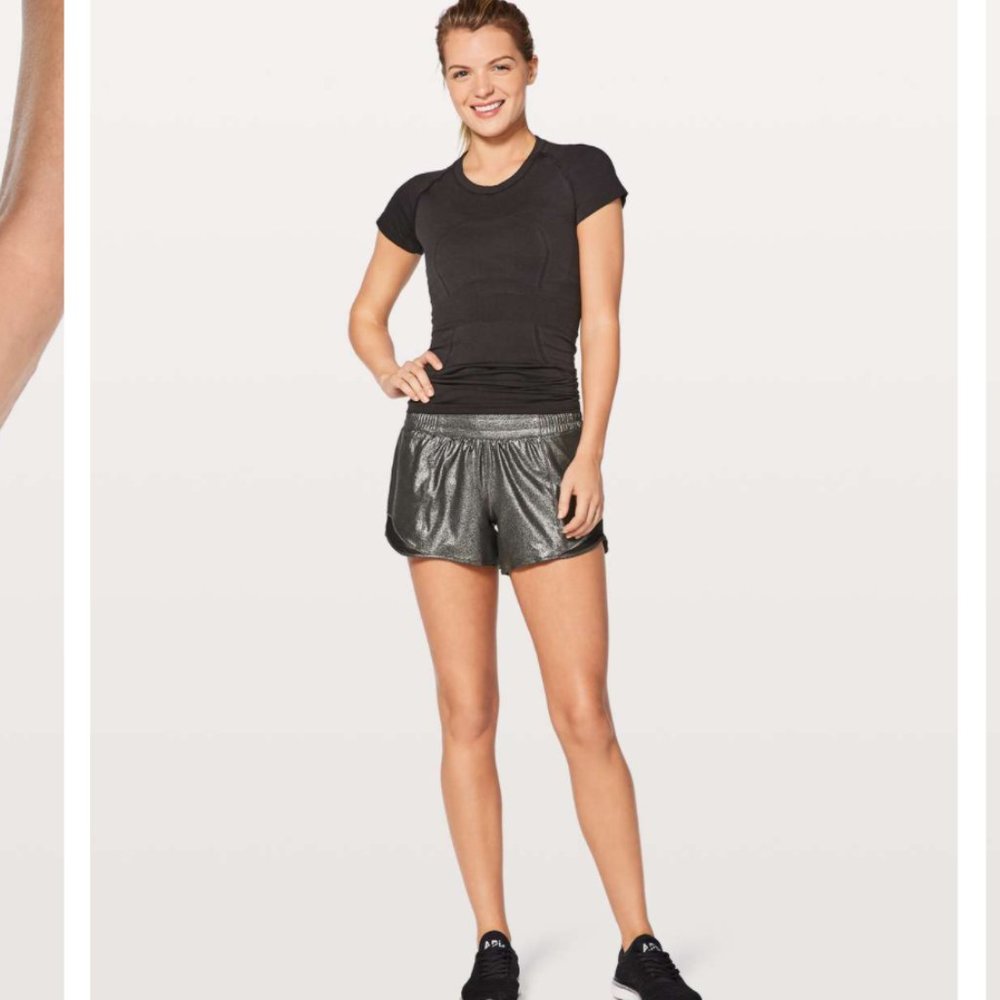 Lululemon Luminosity Foil Hotty Hot Size 4